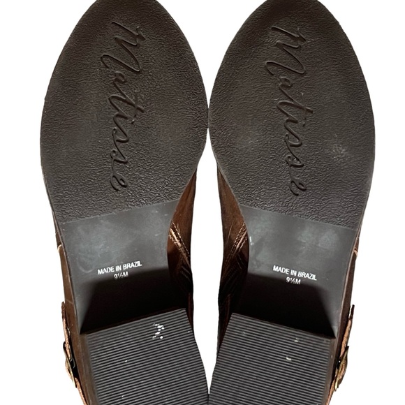 Matisse Kate brown distressed leather side zip bootie size 9.5m - Picture 3 of 4